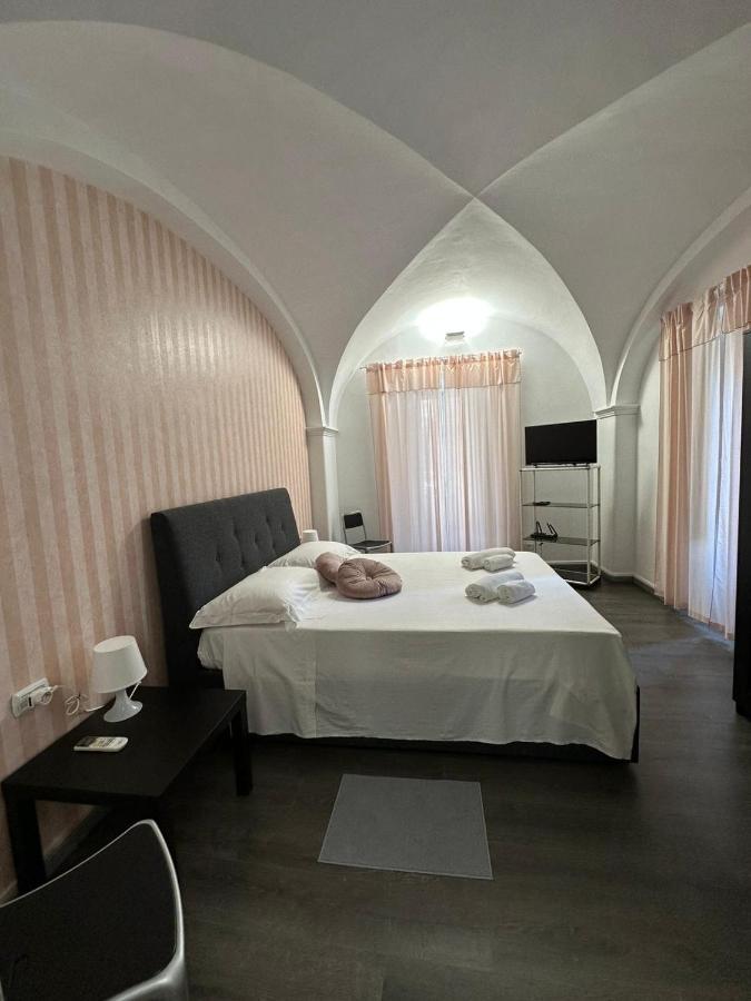 Duomo Rosa Home คาตาเนีย ภายนอก รูปภาพ