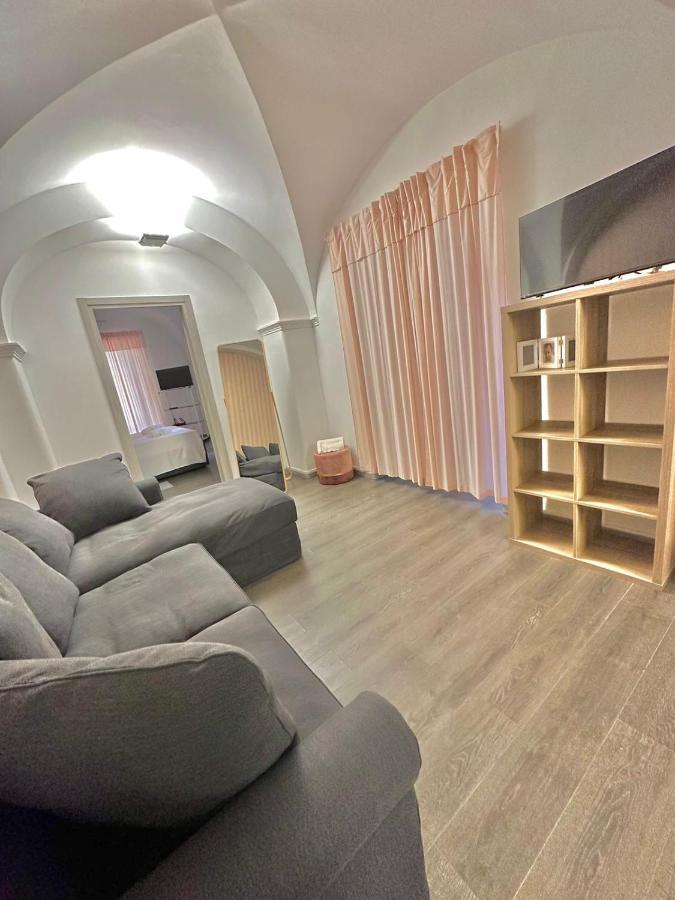 Duomo Rosa Home คาตาเนีย ภายนอก รูปภาพ