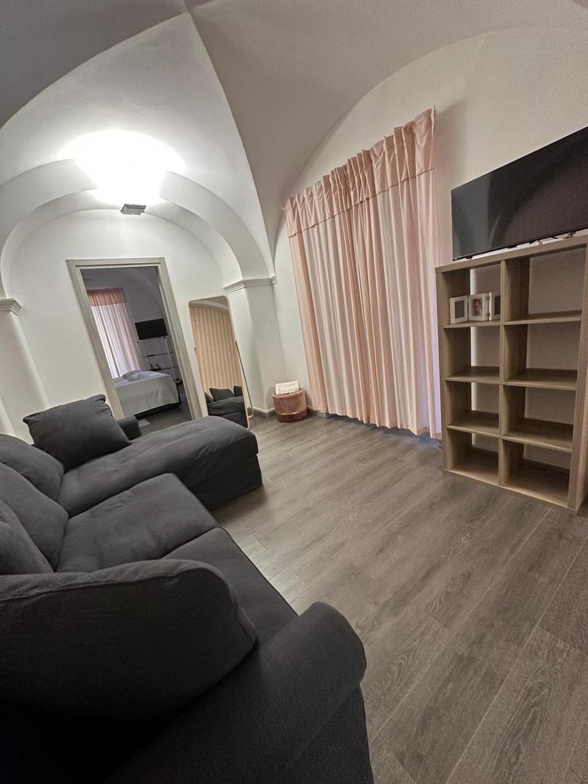 Duomo Rosa Home คาตาเนีย ภายนอก รูปภาพ
